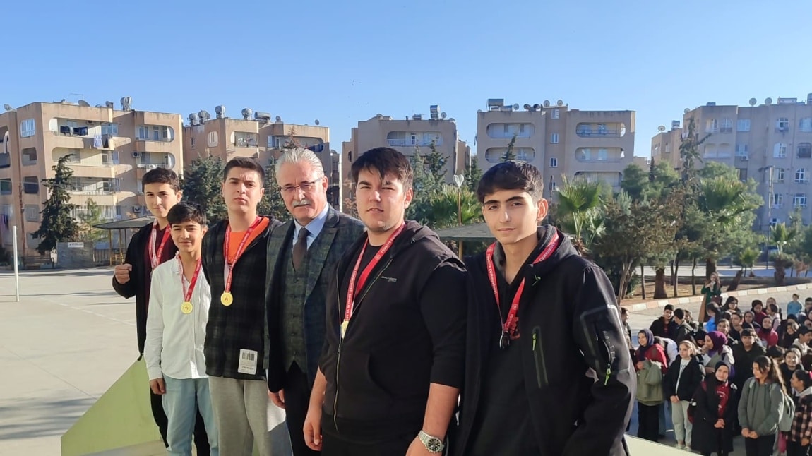  Şampiyon Sporculara Madalya Töreni